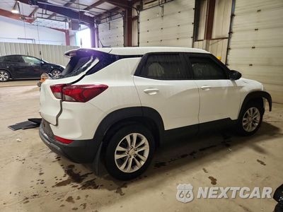 Trzecie zdjęcie samochodu z tyłu: 2022 CHEVROLET TRAILBLAZER LS VIN:KL79MNSL2NB048009 - miniatura