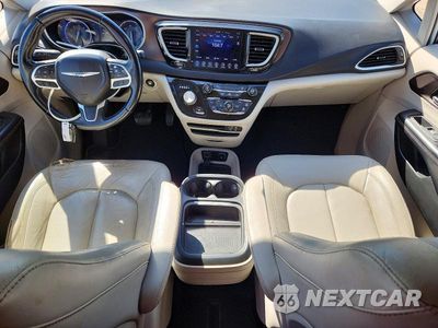 Zdjęcie 8 z 13 samochodu: 2017 CHRYSLER PACIFICA TOURING L VIN:2C4RC1BG6HR634073 - miniatura