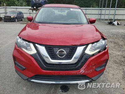 Piąte zdjęcie samochodu w środku: 2017 NISSAN ROGUE S VIN:5N1AT2MT6HC875407 - miniatura