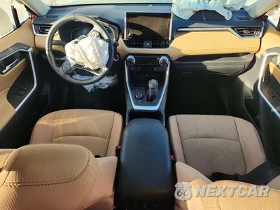 Zdjęcie 8 z 13 samochodu: 2025 TOYOTA RAV4 HYBRID XLE VIN:JTMRWRFVXSD307667 - miniatura