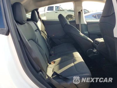Zdjęcie 10 z 12 samochodu: 2026 TESLA MODEL Y VIN:7SAYGDED7TA691289 - miniatura