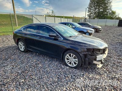 Czwarte zdjęcie samochodu z boku: 2015 CHRYSLER 200 LIMITED VIN:1C3CCCAB4FN576955 - miniatura