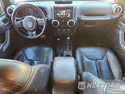 Zdjęcie 8 z 12 samochodu: 2015 JEEP WRANGLER UNLIMITED SAHARA VIN:1C4BJWEG1FL651725 - miniatura