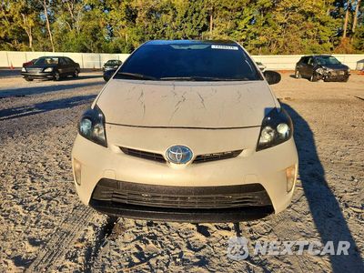 Piąte zdjęcie samochodu w środku: 2014 TOYOTA PRIUS TWO VIN:JTDKN3DU4E1776917 - miniatura