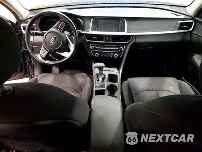 Zdjęcie 8 z 12 samochodu: 2019 KIA OPTIMA LX VIN:5XXGT4L37KG299040 - miniatura
