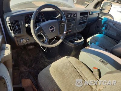 Zdjęcie 8 z 13 samochodu: 2008 GMC SAVANA G2500 VIN:1GTGG25C881185316 - miniatura