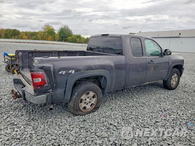 Trzecie zdjęcie samochodu z tyłu: 2010 CHEVROLET SILVERADO K1500 LT VIN:1GCSKSE33AZ295786 - miniatura