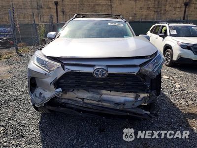 Piąte zdjęcie samochodu w środku: 2021 TOYOTA RAV4 XLE VIN:4T3RWRFV5MU018699 - miniatura