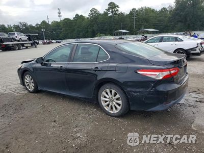 Drugie zdjęcie samochodu z przodu: 2018 TOYOTA CAMRY LE VIN:4T1B11HK6JU141257 - miniatura