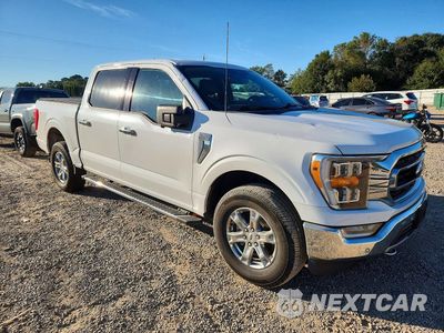 Czwarte zdjęcie samochodu z boku: 2021 FORD F150 SUPERCREW VIN:1FTFW1E88MFB45898 - miniatura