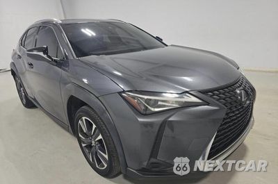 2022 LEXUS UX 200 BASE JTHX3JBH2N2047278 - główne zdjęcie licytacji z USA - miniatura