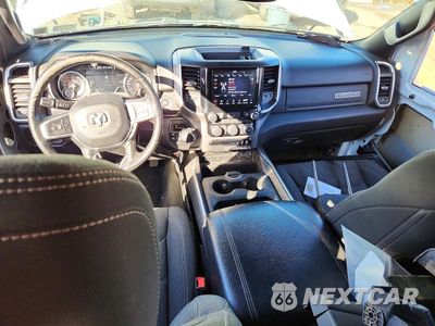 Zdjęcie 8 z 12 samochodu: 2019 RAM 1500 BIG HORN/LONE STAR VIN:1C6SRFFT7KN857867 - miniatura