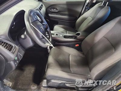 Zdjęcie 7 z 12 samochodu: 2021 HONDA HR-V EX VIN:3CZRU6H54MM755924 - miniatura