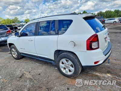 Drugie zdjęcie samochodu z przodu: 2016 JEEP COMPASS LATITUDE VIN:1C4NJCEA7GD773444 - miniatura
