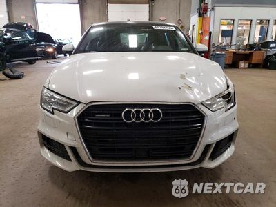 Piąte zdjęcie samochodu w środku: 2018 AUDI A3 PREMIUM PLUS VIN:WAUJ8GFF5J1022487 - miniatura