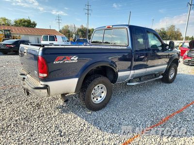 Trzecie zdjęcie samochodu z tyłu: 2003 FORD F250 SUPER DUTY VIN:1FTNX21F13EB09042 - miniatura