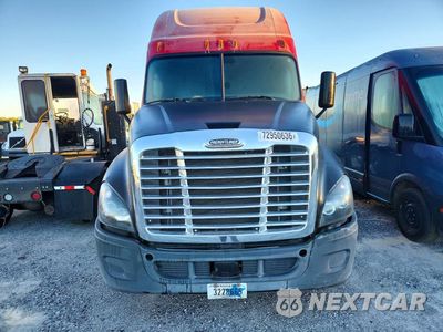 Piąte zdjęcie samochodu w środku: 2015 FREIGHTLINER CASCADIA 125 VIN:3AKJGLD51FSFP6758 - miniatura