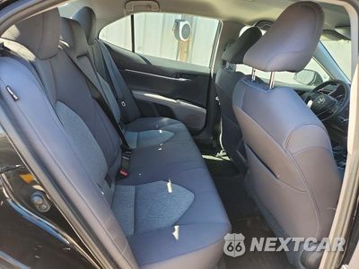 Zdjęcie 10 z 12 samochodu: 2020 TOYOTA CAMRY LE VIN:4T1C11AK5LU968264 - miniatura