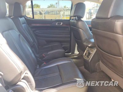 Zdjęcie 11 z 13 samochodu: 2010 LINCOLN MKT VIN:2LMHJ5FR1ABJ10431 - miniatura