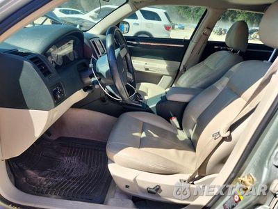 Zdjęcie 7 z 12 samochodu: 2005 CHRYSLER 300 TOURING VIN:2C3AA53G45H104067 - miniatura