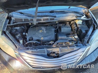 Zdjęcie 12 z 13 samochodu: 2017 TOYOTA SIENNA XLE 8-PASSENGER VIN:5TDYZ3DC0HS770769 - miniatura