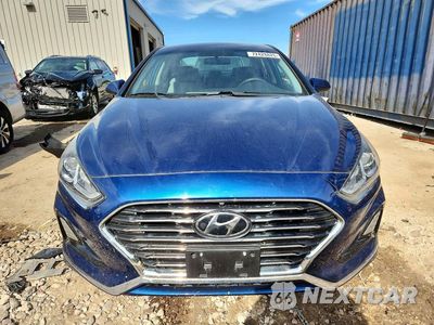 Piąte zdjęcie samochodu w środku: 2018 HYUNDAI SONATA SE VIN:5NPE24AF8JH724114 - miniatura
