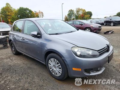Czwarte zdjęcie samochodu z boku: 2010 VOLKSWAGEN GOLF VIN:WVWDB7AJ4AW199192 - miniatura
