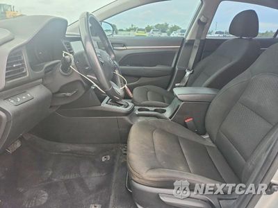 Zdjęcie 7 z 12 samochodu: 2019 HYUNDAI ELANTRA VALUE EDITION VIN:5NPD84LF7KH456522 - miniatura