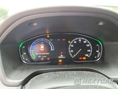 Zdjęcie 9 z 13 samochodu: 2020 HONDA INSIGHT TOURING VIN:19XZE4F92LE007582 - miniatura