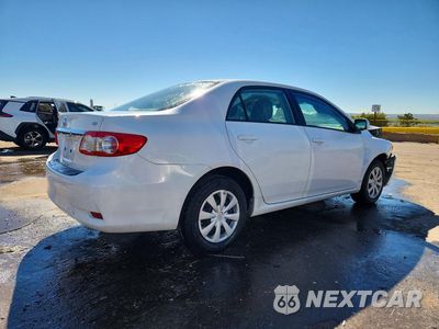 Trzecie zdjęcie samochodu z tyłu: 2011 TOYOTA COROLLA LE VIN:2T1BU4EEXBC657079 - miniatura