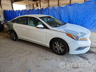 Czwarte zdjęcie samochodu z boku: 2017 HYUNDAI SONATA SE VIN:5NPE24AF8HH559367 - miniatura