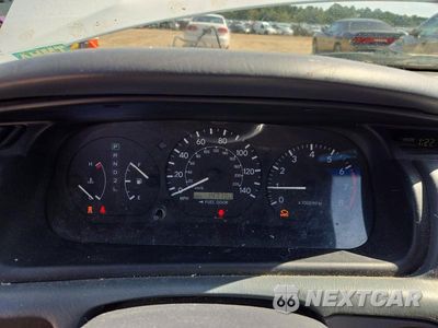 Zdjęcie 9 z 13 samochodu: 2000 TOYOTA CAMRY LE VIN:4T1BG22K8YU977692 - miniatura