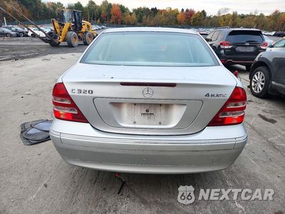 Zdjęcie 6 z 12 samochodu: 2004 MERCEDES-BENZ C 320 4MATIC VIN:WDBRF84JX4F531358 - miniatura