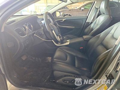 Zdjęcie 7 z 12 samochodu: 2013 VOLVO S60 T5 VIN:YV1612FS9D2176500 - miniatura