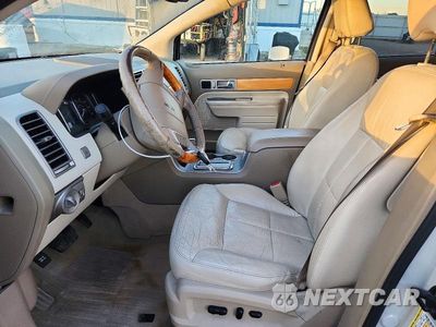 Zdjęcie 7 z 14 samochodu: 2007 LINCOLN MKX VIN:2LMDU68C77BJ36089 - miniatura