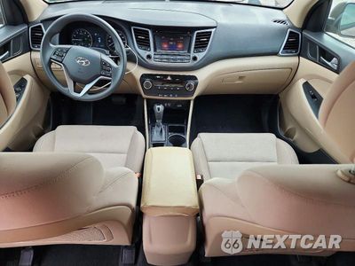 Zdjęcie 8 z 13 samochodu: 2016 HYUNDAI TUCSON SE VIN:KM8J33A47GU212049 - miniatura