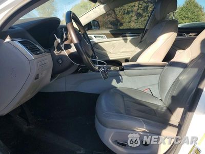 Zdjęcie 7 z 12 samochodu: 2018 GENESIS G80 3.8 VIN:KMHGN4JE0JU224022 - miniatura