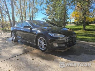 2014 TESLA MODEL S 5YJSA1H12EFP35855 - główne zdjęcie licytacji z USA - miniatura