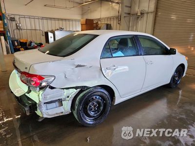 Trzecie zdjęcie samochodu z tyłu: 2012 TOYOTA COROLLA LE VIN:2T1BU4EEXCC808911 - miniatura
