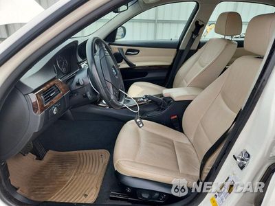 Zdjęcie 7 z 12 samochodu: 2009 BMW 328 I VIN:WBAPH73509E126833 - miniatura