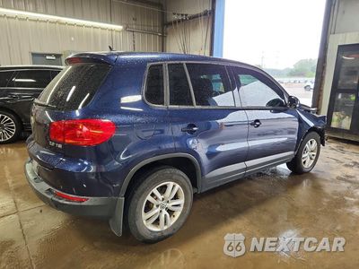 Trzecie zdjęcie samochodu z tyłu: 2013 VOLKSWAGEN TIGUAN S VIN:WVGAV7AX4DW555641 - miniatura