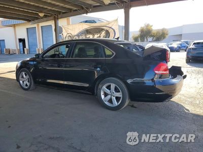 Drugie zdjęcie samochodu z przodu: 2013 VOLKSWAGEN PASSAT SE VIN:1VWBP7A38DC001355 - miniatura