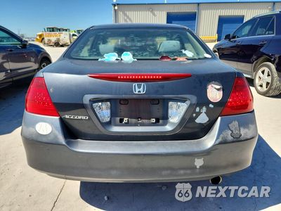 Zdjęcie 6 z 12 samochodu: 2006 HONDA ACCORD LX VIN:1HGCM56426A049830 - miniatura