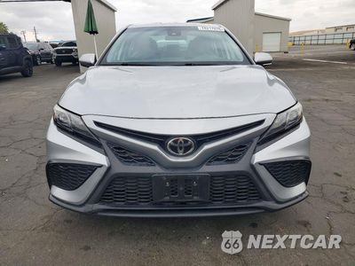 Piąte zdjęcie samochodu w środku: 2022 TOYOTA CAMRY SE VIN:4T1G11AK3NU618975 - miniatura