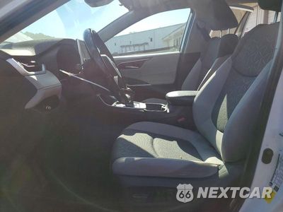 Zdjęcie 7 z 14 samochodu: 2025 TOYOTA RAV4 HYBRID XLE VIN:4T3RWRFV4SU202206 - miniatura