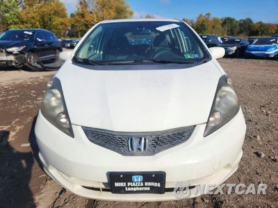 Piąte zdjęcie samochodu w środku: 2013 HONDA FIT VIN:JHMGE8H35DC080413 - miniatura