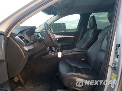 Zdjęcie 7 z 12 samochodu: 2017 VOLVO XC90 T5 VIN:YV4102KK7H1105586 - miniatura