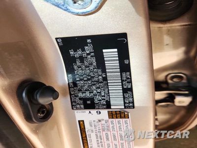 Zdjęcie 13 z 13 samochodu: 2006 TOYOTA HIGHLANDER LIMITED VIN:JTEEP21A960151718 - miniatura