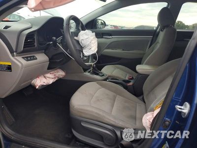 Zdjęcie 7 z 12 samochodu: 2019 HYUNDAI ELANTRA SEL VIN:5NPD84LFXKH422624 - miniatura