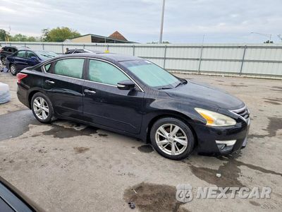 Czwarte zdjęcie samochodu z boku: 2013 NISSAN ALTIMA 2.5 VIN:1N4AL3AP4DC215965 - miniatura